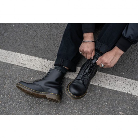 Dr. Martens 1460 Smooth Black Boots - Size 7